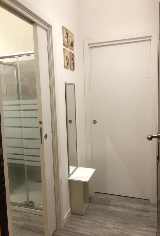 Lovely Apartment Piatti Duomo Милано Екстериор снимка