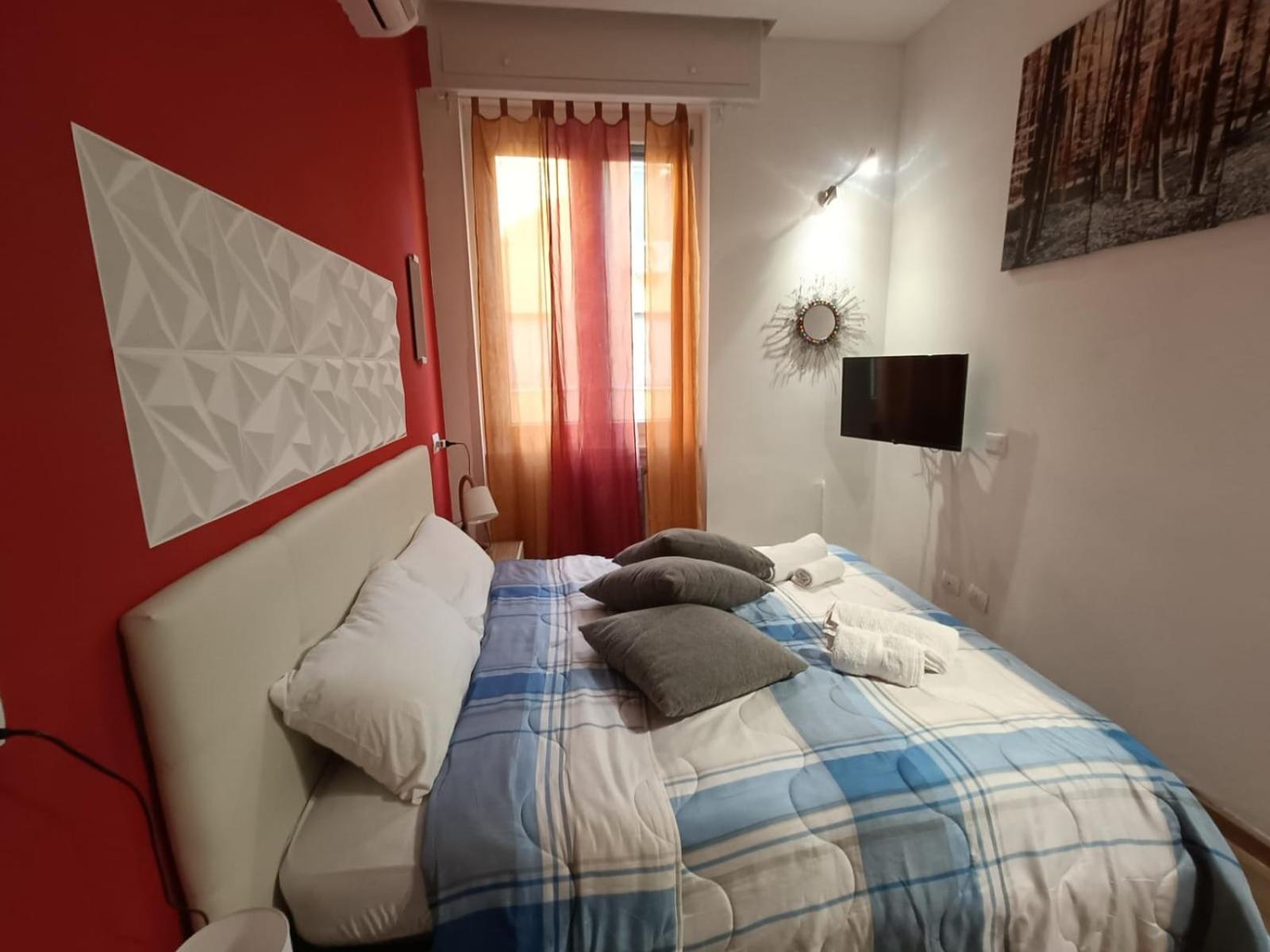 Lovely Apartment Piatti Duomo Милано Екстериор снимка