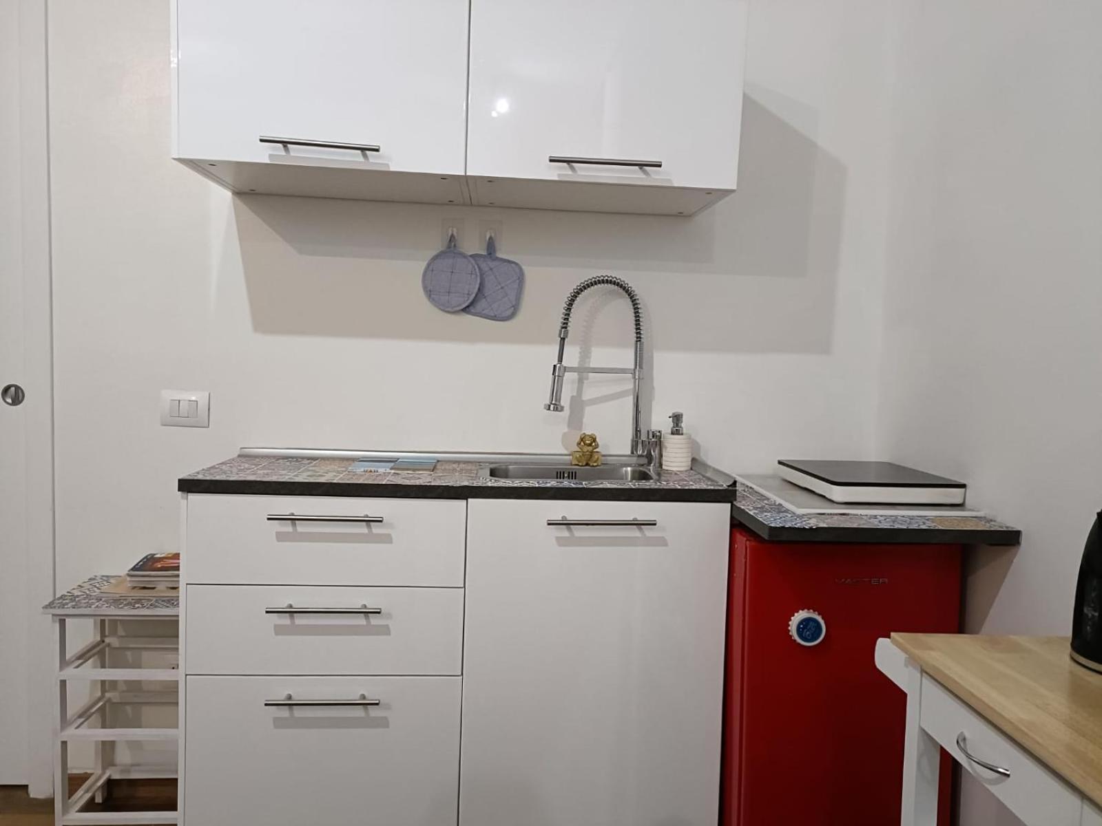 Lovely Apartment Piatti Duomo Милано Екстериор снимка