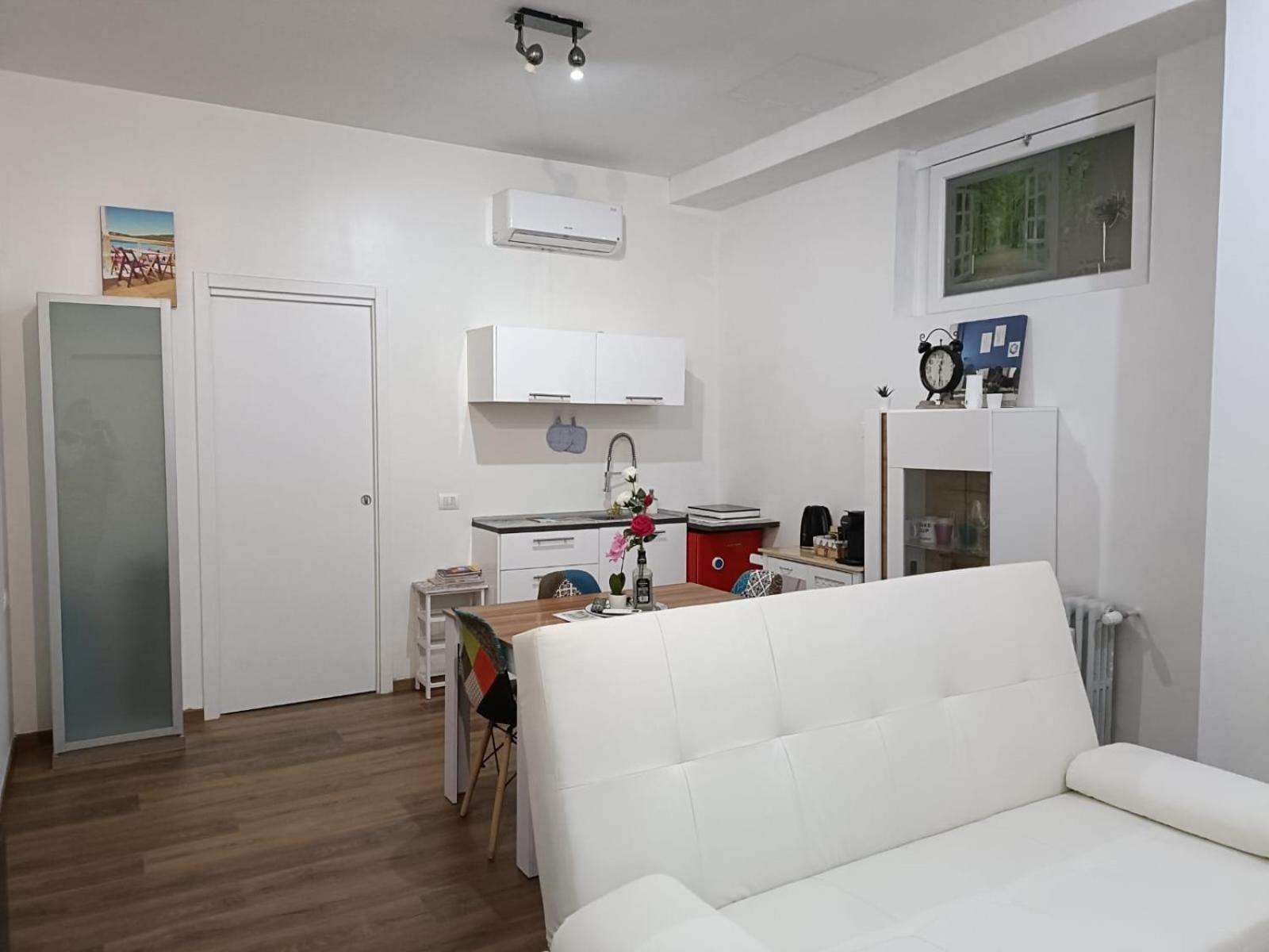 Lovely Apartment Piatti Duomo Милано Екстериор снимка